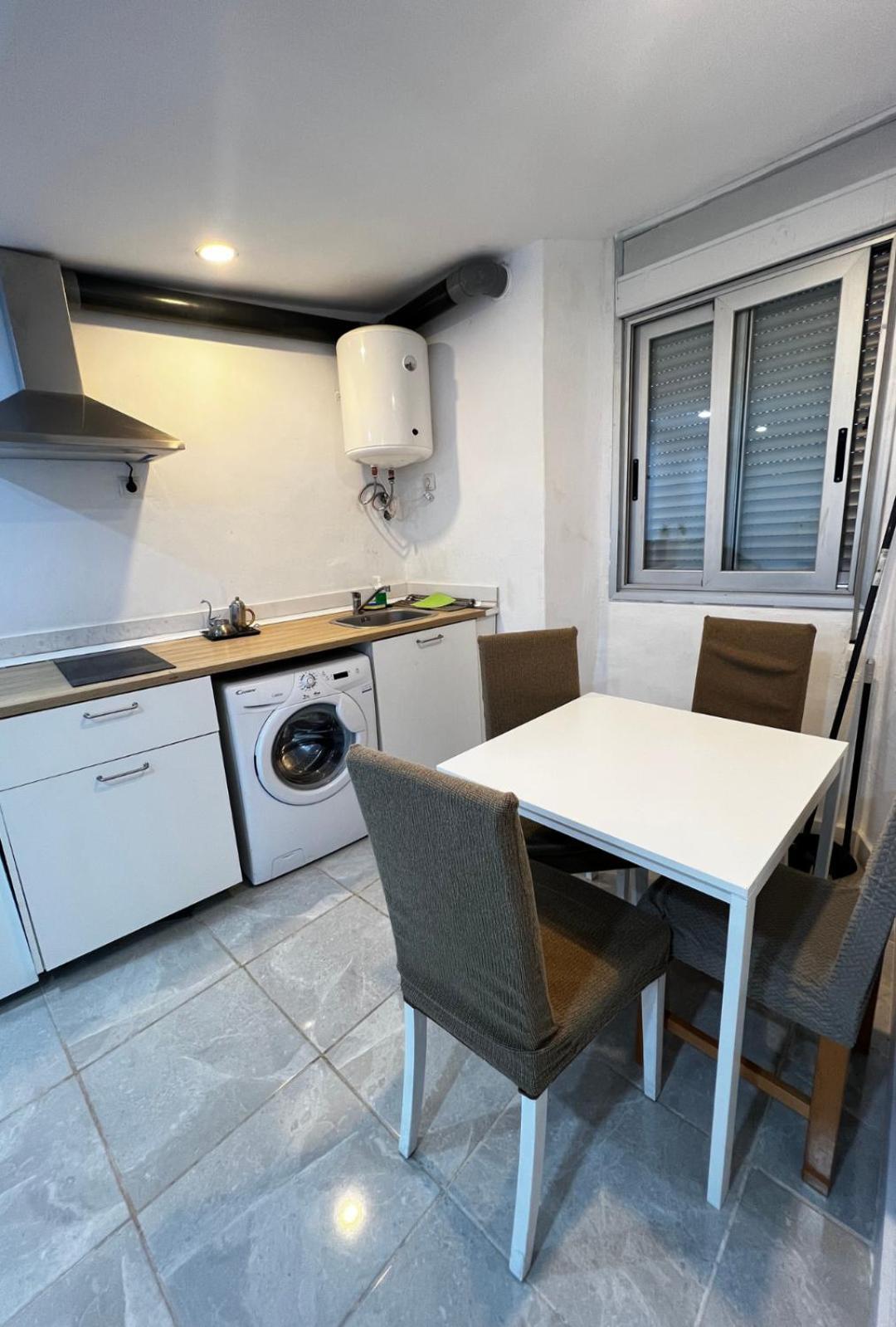Apartamento Centrico Economico En Berga P1 Appartement Buitenkant foto